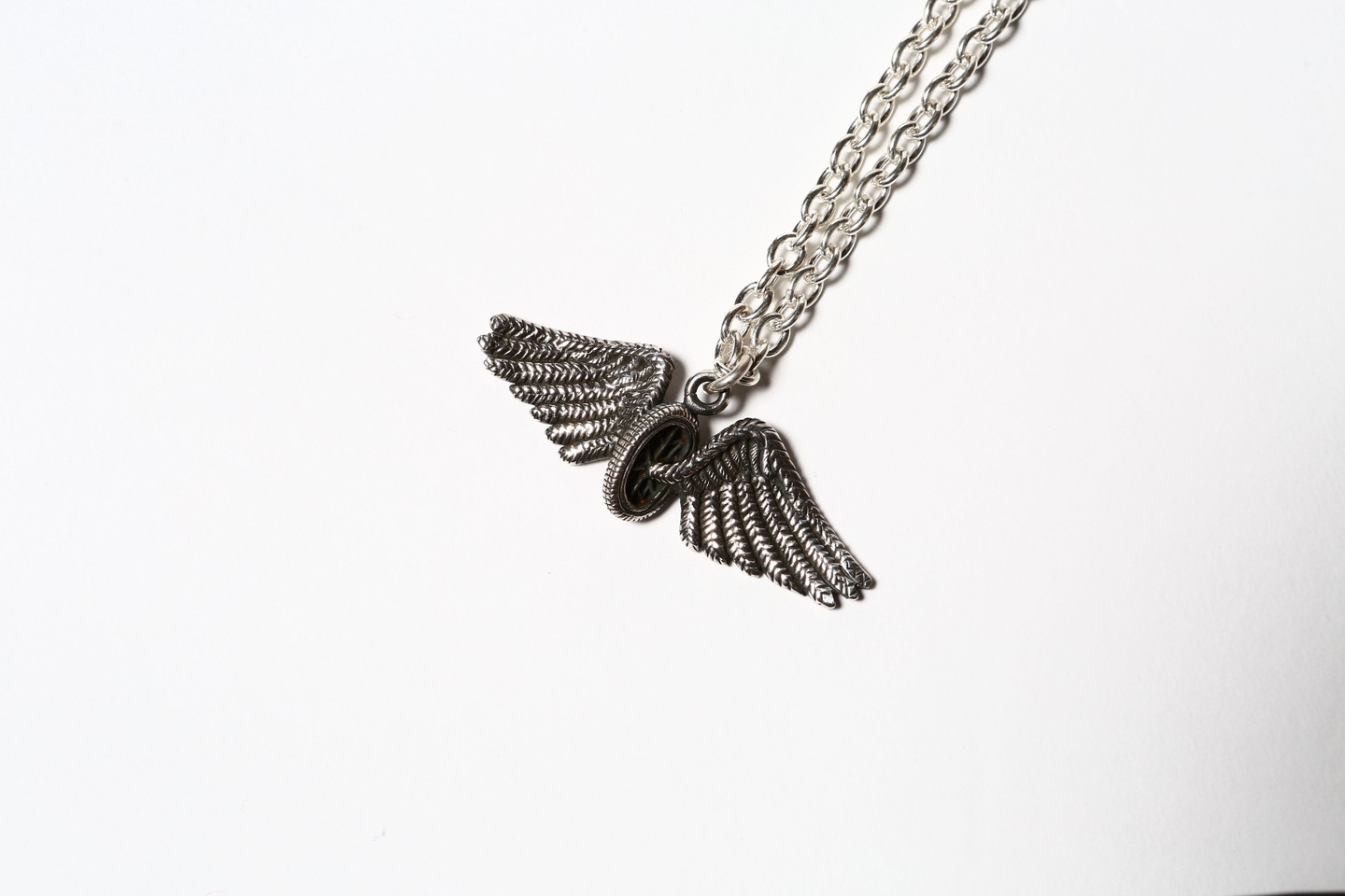 WHEEL WING NECKLACE
