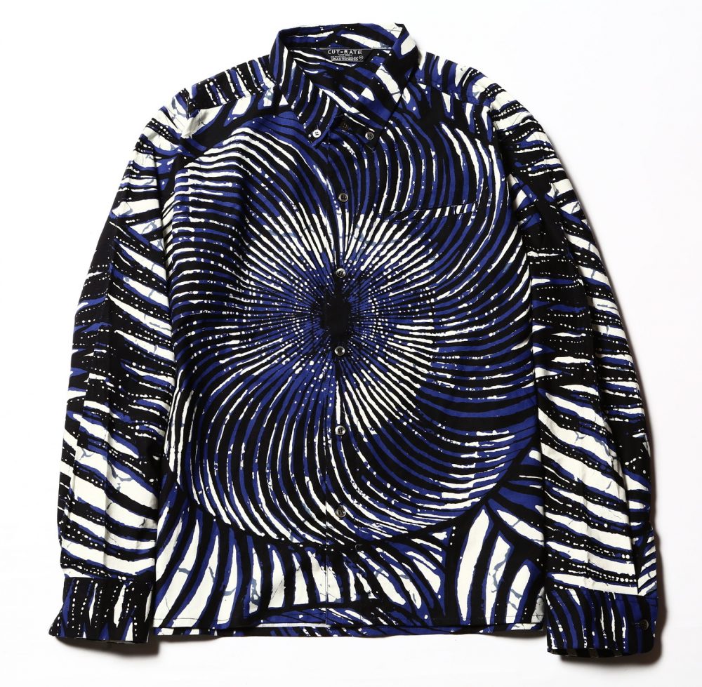 PATTERNED BUTTON DOWN SHIRT