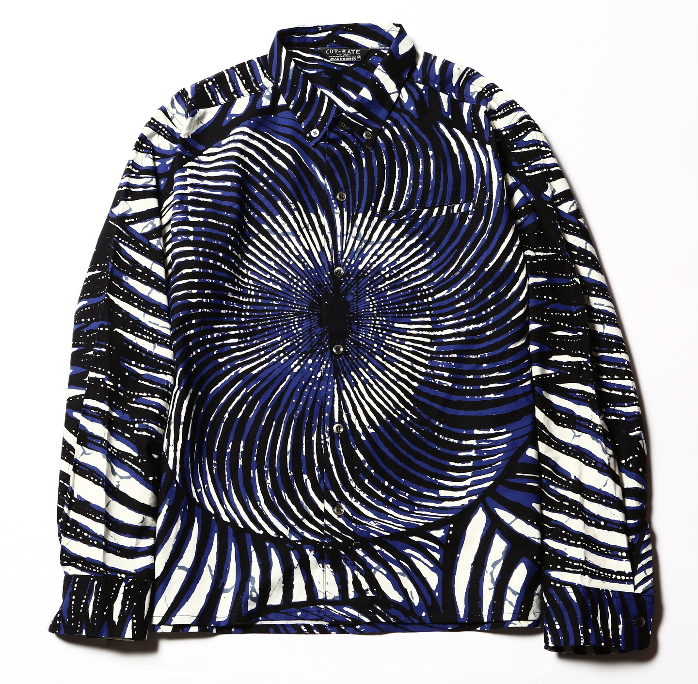 PATTERNED BUTTON DOWN SHIRT